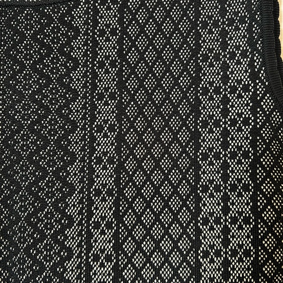 BCBGMaxAzria Black and Gray Geometric Mini Dress - NWT (fits like XS/XXS) - Picture 7 of 9